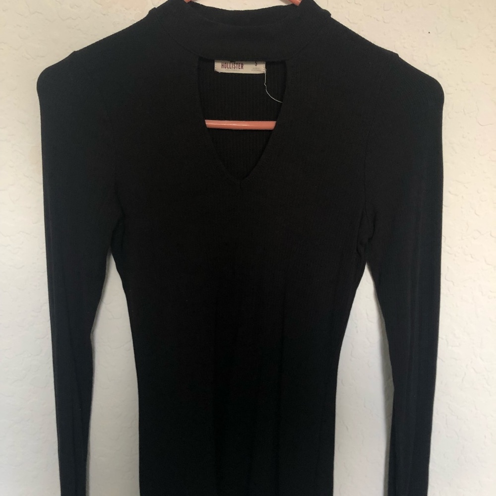 Long sleeve black Hollister top